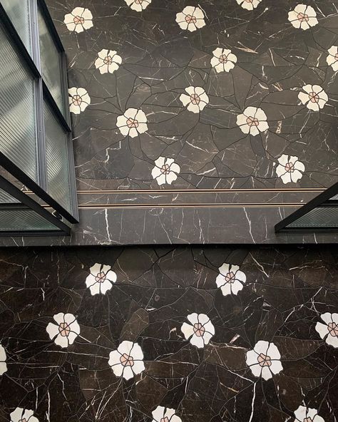 Lauren L Caron on Instagram: “#ihavethisthingwithfloors. Especially custom designed floors, expertly installed. I’m so excited to finally get to the furnishing portion…” Floor Aesthetic, Interiors 2024, Floor Detail, Floor Pattern Design, Texture Floor, Tile Bathrooms, Inlay Flooring, Flooring Pattern, Stone Furniture