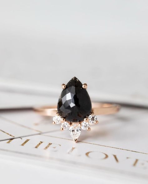 Black Pear Shaped Diamond Ring, Unusual Diamond Rings, Unique Black Diamond Engagement Ring, Engagement Ring Pear Shaped, Pear Shaped Engagement Ring, Black Diamond Wedding Rings, Pear Shaped Diamond Ring, Unusual Engagement Rings, Vintage Inspired Engagement Rings