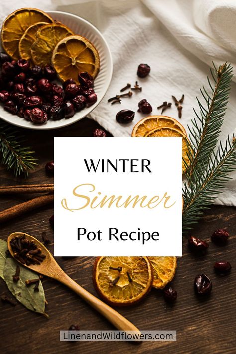 Making your home smell amazing with a winter simmer pot gives your home the scents of the season for that cozy aroma. Winter Simmer Pot, Crunchy Life, Simmer Pot Recipes, Homemade Cleaners Recipes, Herbal Candles, Potpourri Recipes, Candle Boutique, Simmer Pot, House Smell Good