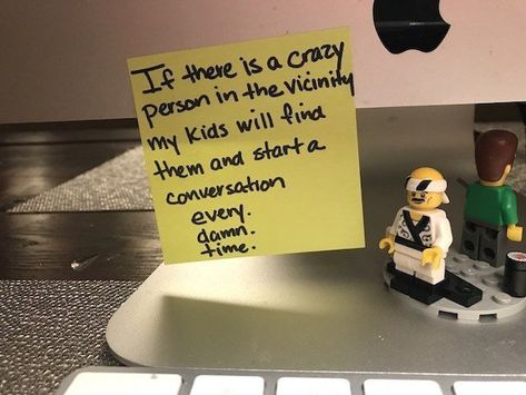 35 Dad Post-it Notes Full of Truth - Funny Gallery Funny Post It Notes, Crazy Person, Funny Post, Parenting Humor, Post It Notes, Post It, Puns, Funny Pictures, Memes