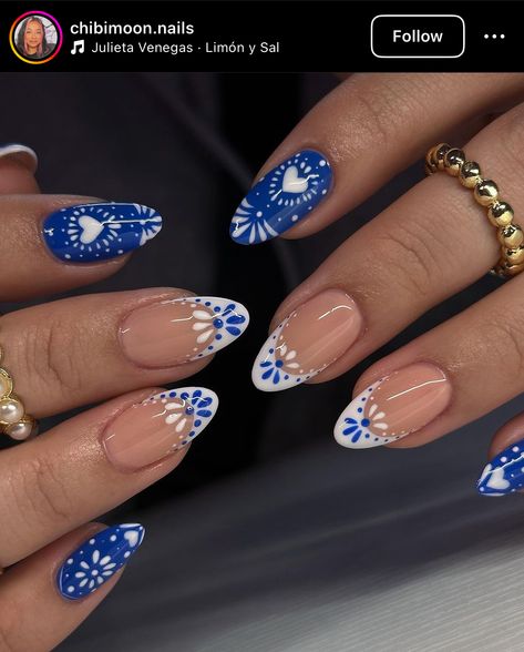 Nails Inspiration Blue, Summer French Nails, Art Patches, Pink Tip Nails, Blue And White Nails, China Nails, Summer Gel Nails, Gold Nail Polish, Nagellack Trends