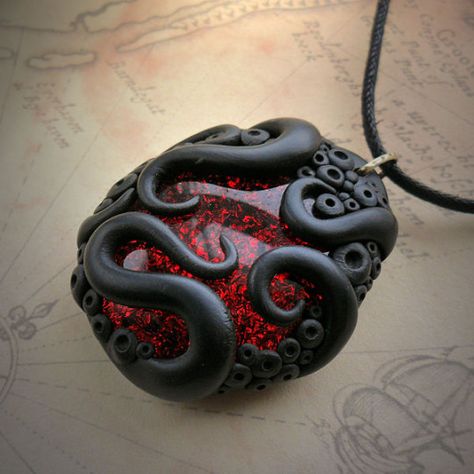 http://www.cthulhujewellery.com/ Cthulhu Jewelry, Herren Hand Tattoos, Octopus Jewelry, Tanah Liat, Magical Jewelry, Jewellery Inspiration, Fantasy Jewelry, Gothic Jewelry, Cthulhu