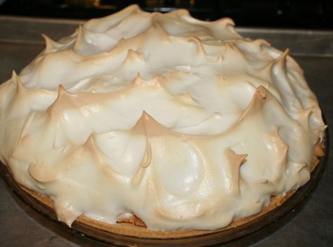 The Plumbers Favorite Coconut Pies Recipe - Food.com Lemon Meringue Pie Easy, Coconut Pie Recipe, How To Make Meringue, Meringue Pie Recipes, Meringue Recipe, Coconut Pie, Easy Pie, Lemon Meringue Pie, Meringue Pie