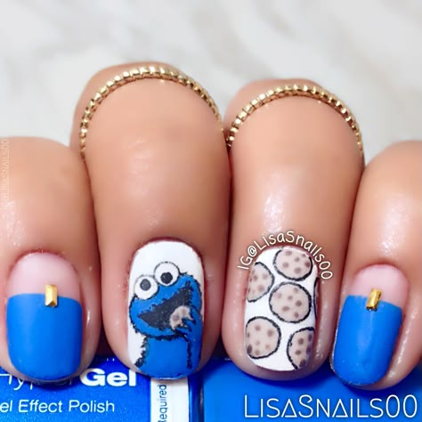 Cookie Monster Nails Design, Best Friend Nails Ideas, Cookie Nails, Cartoons Nails, Cookie Monster Nails, Snoopy Nails, Monster Nails, Food Nails, Witch Nails