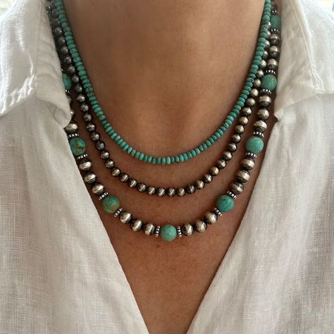 Artisan Turquoise Jewelry, Jewelry Trends 2024, New Jewellery Designs, Turquoise Jewelry Outfit, Real Turquoise Jewelry, Kingman Arizona, Navajo Pearls, Diy Jewelry Necklace, Turquoise Pendant Necklace