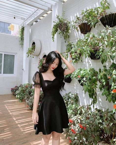 Black Net Frock, Net Frock, Fancy Short Dresses, Pretty Quinceanera Dresses, Stylish Short Dresses, Pakaian Feminin, Trendy Dress Outfits, Korean Fashion Dress, Flirty Dresses