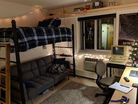 College Aesthetic Dorm Room Male, Masc Room Ideas, Messy Dorm Room Aesthetic, Dark Dorm Room Ideas, Gamer Dorm Room, 2 Person Room Ideas, Masculine Dorm Room, Dorm Room For Boys, Messy Dorm Room