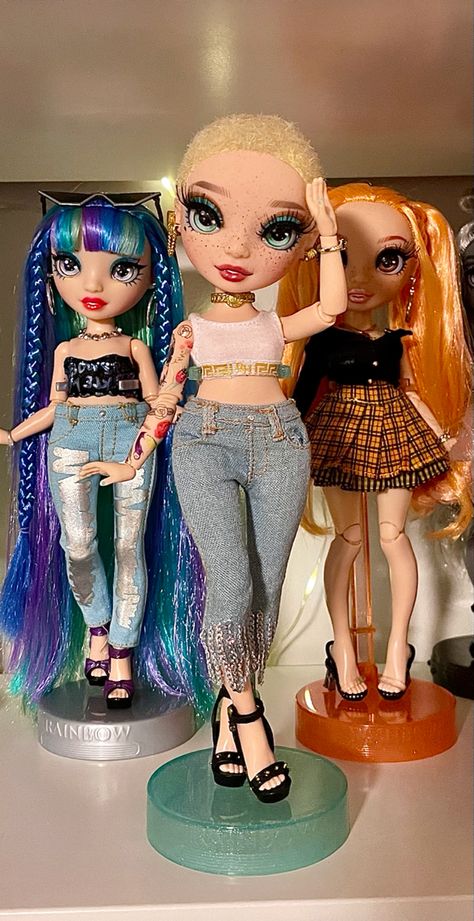 Daphine minton base doll Custom Rainbow High, Rainbow High Collection, Rainbow High Custom, Custom Dolls Monster High, Restyled Monster High Doll, Doll Repaint Monster High, Doll Customization Monster High Repaint, Monster High Collector Dolls, Arte Monster High