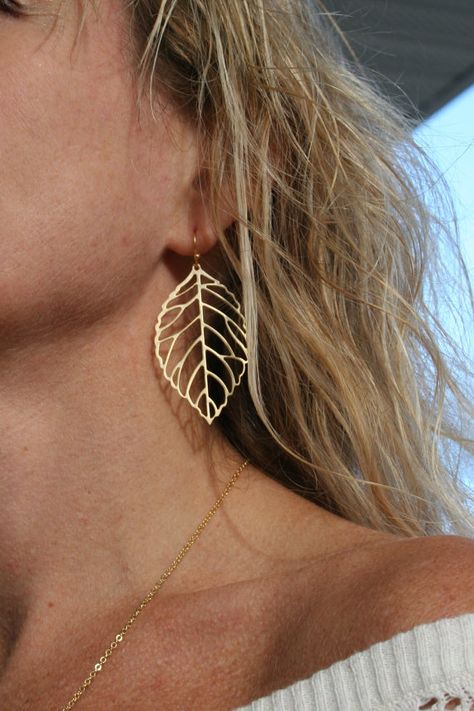 Gold Earrings Gold Leaf Earrings Celebrity inspired by SimplyBYou, $22.00 Nature Inspired Earrings, Celebrities Jewelry, Celebrity Earrings, Leaf Earrings Gold, Celebrities Earrings, Gold Inspiration, Leaf Earring, Celebrity Jewelry, Gold Leaf Earrings