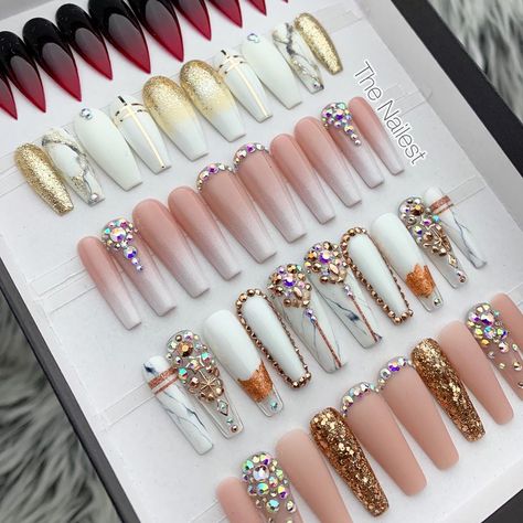 Nails Pretty, Nail Stuff, Nail Sets, Luxury Nails, Nail Pro, Bling Nails, Nail Shapes, Best Acrylic Nails, Professional Nails