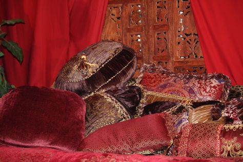 Red Whimsigothic, Arabian Nights Bedroom, Red Tent, Syracuse Ny, Red Rooms, Dream Room Inspiration, Room Inspiration Bedroom, Dream House Decor, Room Aesthetic