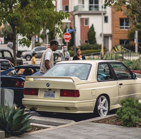 Bmw Old, Car Meet, Bmw E30 M3, E30 M3, Car Inspiration, Street Racing Cars, Super Luxury Cars, Classy Cars, Bmw E30