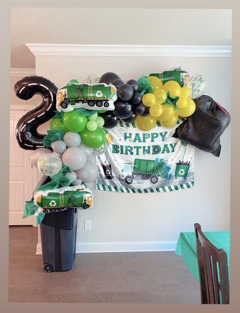 Garbage Truck Birthday Party Food, Garbage Truck Birthday Party, Toddler Birthday Themes, Garbage Truck Party, Trash Bash, Trash Party, Trash Truck, Rubbish Truck, 3 Birthday