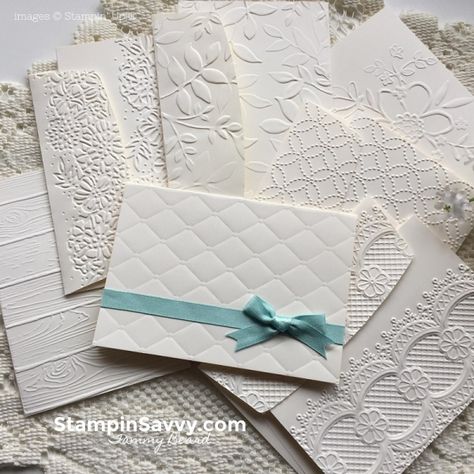 Craft Paper Cards, Stampin Pretty, Embossing Techniques, White Cards, Creative Card, Handmade Paper Crafts, Embossed Cards, Embossing Folders, Card Tutorials