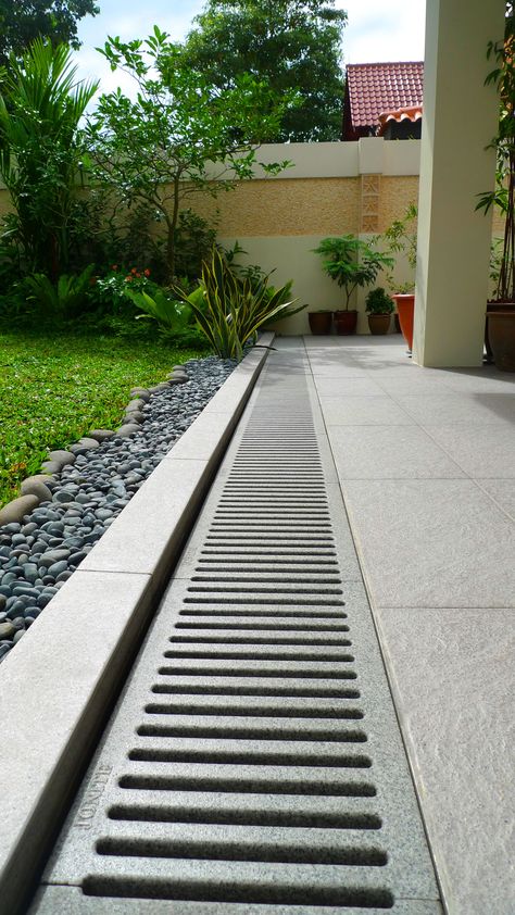 Sustainable Architecture Design, Backyard Drainage, Yard Drainage, Lights Patio, Outdoor Walkway, Drainage Solutions, Driveway Design, تصميم للمنزل العصري, Drain Cover