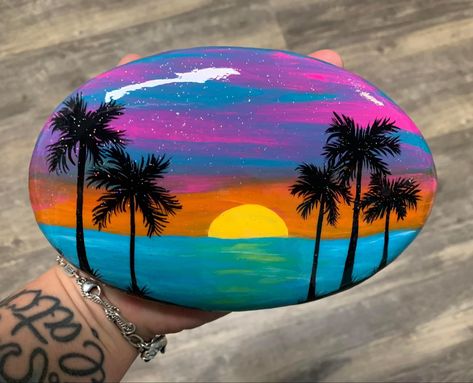 Hand Saw Art Ideas, Rock Crafts Diy, Beach Rock Art, Painted Rock Cactus, Hilarious Dogs, Sunset Canvas Painting, Diy Rock Art, Stone Art Painting, Seashell Painting