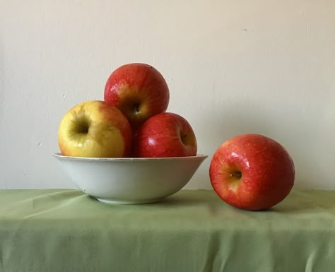 Apples Still Life, Apple Still Life Photography, Still Life Fruit Reference, Still Life Reference, Apple Still Life, Apple Stock, Still Life Pictures, Life Drawing Reference, Reference Photos For Artists