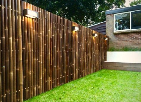 Natural Fences, Fence Brick, Cerca Natural, Bamboo Garden Fences, Bamboo Privacy, Fence Designs, House Fence Design, Wall Fence, Taman Diy