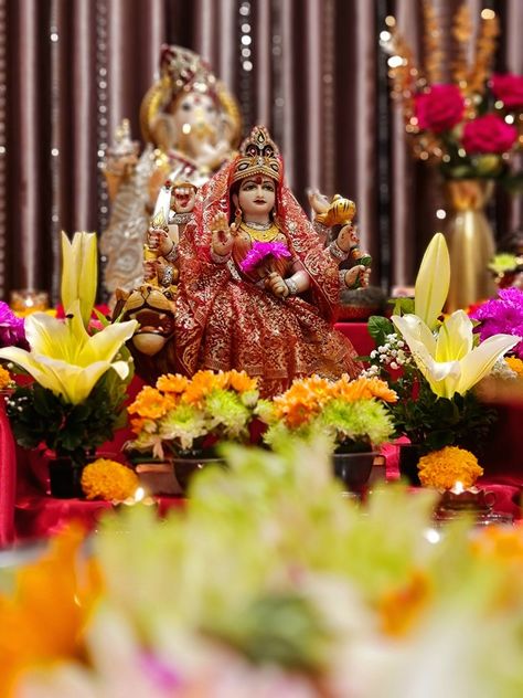 Navratri 2022 Day 5 : Om Hreem Shri Skanda mata durgaaye namaha Mata Shelputri, Skanda Mata, Devi Durga, Maa Durga, Durga Maa, Quick Saves