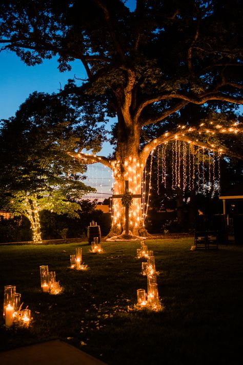 Light Proposal, Wedding Under Tree With Lights, Candlelit Wedding Ceremony Outdoor, Outside Night Wedding, Tree Light Wedding, Lights In Trees For Wedding, Outdoor Wedding At Night, Proposal With Lanterns, Backyard Proposal Ideas Night