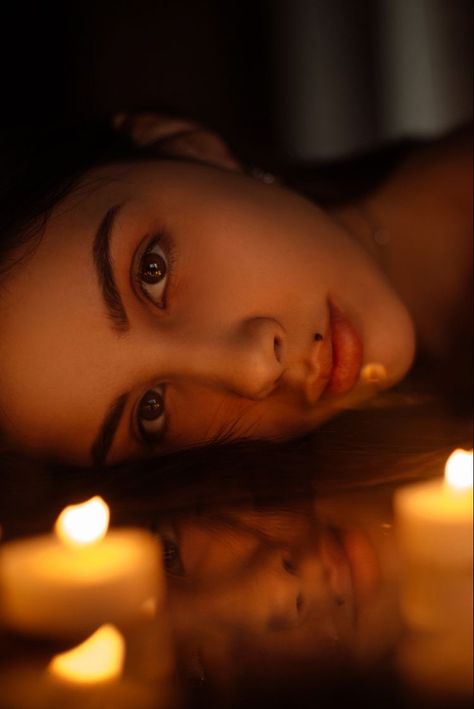 Poses With Candles, Photography With Candles, Dark Self Portrait Photography, Candle Portrait Photography, Witchy Self Portrait, Artsy Self Portrait Photography, Candlelit Photoshoot, Candlelight Photoshoot, Artistic Photos Creative Photography