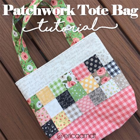 Patchwork Purses Ideas, Diy Quilted Bag Pattern, Charm Pack Tote Bag Pattern, Quilted Patchwork Bag, Charm Pack Projects Free Pattern, Erica Arndt Tutorials, Fat Quarter Tote Bag Free Pattern, Patchwork Tote Bags Free Pattern, Quilt Bags And Totes Patterns