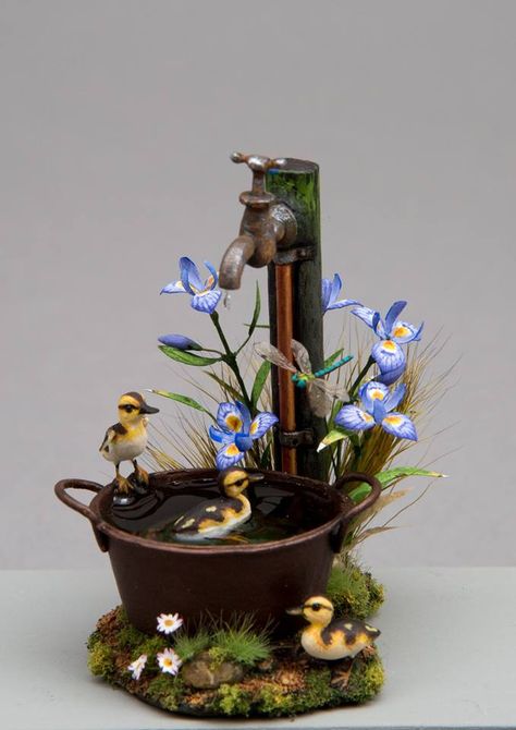 Artist: Beth Freeman-Kane Teacup Crafts, Dollhouse Garden, Fairy Garden Crafts, Fairy Furniture, Faeries Gardens, Miniature Plants, Fairy Garden Diy, Fairy Garden Accessories, Miniature Fairy