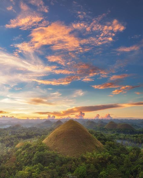 World famous Chocolate Hills of Bohol from @jay_jallorina #bohol #chocolatehills #philippines Bohol Chocolate Hills Philippines, Bohol Philippines Photography, Chocolate Hills Philippines, Bohol Chocolate Hills, Chocolate Hills, Famous Chocolate, Bohol, World Famous, Travel Bucket List