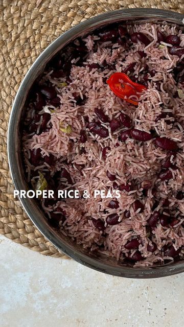 Rachel Ama on Instagram: "Rice and Pea’s 🔥 SAVE THE RECIPE 💗tbh rice cooked in seasoned liquids with beans is a universal love languange in so many countries so it is a stable of every household to have a recipe up their sleeve. Ingredients 180g dried kidney beans 1.2 litre (5 measured cups) of water 5 sprigs of thyme salt 380g (2 measured cups) basmati rice, washed thumb of ginger, minced 250ml coconut milk 250ml of left over bean water 450ml of water 1 spring onion, sliced 4 cloves of garlic Bahamian Peas And Rice Recipe, Jamaican Rice And Peas With Canned Beans, Authentic Rice And Peas Jamaican, Jamaican Peas And Rice Coconut Milk, Rachel Ama, Milk Rice Sri Lanka, Roasted Plantains, Olive Pesto, Thyme Salt