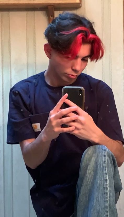 Hair Dye Ideas Men Middle Part, Skunk Hair Dye Men, Male Dyed Hair Aesthetic, Colored Hair Men Ideas, Cool Hair Colours Short, Guys Hair Dye Ideas, Dyed Red Hair Male, Men With Red Hair Dye, Red Highlights On Black Hair Men