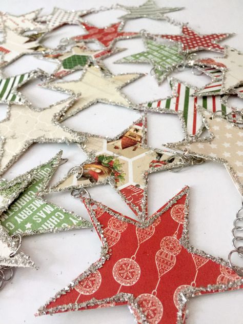 Handmade Christmas Gifts Diy, Recycle Christmas Cards, Diy Christmas Garland, Christmas Paper Crafts, Star Christmas, Christmas Card Crafts, Handmade Christmas Decorations, Christmas Ornaments Homemade, Handmade Christmas Gifts