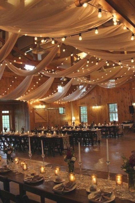 Barn Wedding Reception Ideas, Ideas With Fabric, Rustic Barn Wedding Reception, Lighting Wedding, Marriage Day, Barn Wedding Reception, Wedding Reception Ideas, Country Barn Weddings, Barn Wedding Decorations