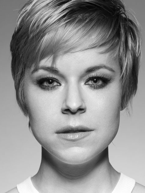 Tina Majorino, Classic Actors, Celebrity Portraits, Famous People, Actors & Actresses, Makeup Looks, Actresses, Actors, Film