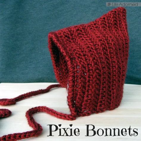 Crochet Grogu, Baby Bonnet Pattern, Pixie Bonnet, Crochet Baby Bonnet, Crochet Baby Hat Patterns, Bonnet Pattern, Hat Patterns Free, Crocheted Hats, Baby Hat Patterns