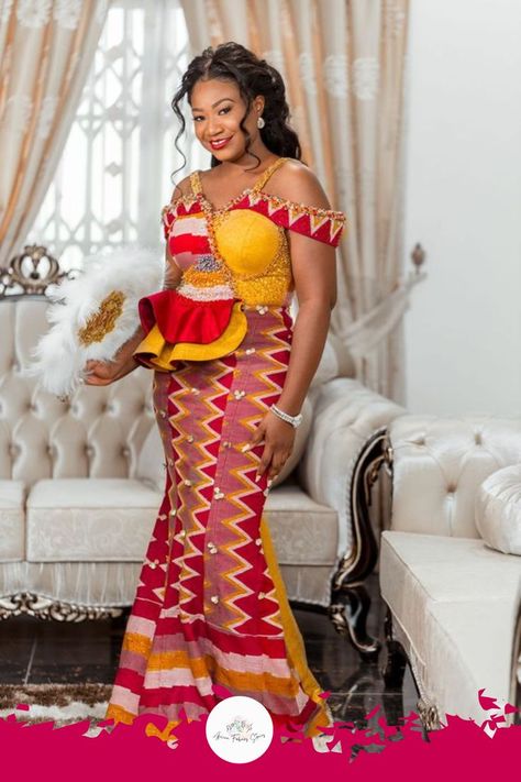 Idée de robe de mariage africain Kente Skirt, African Print Styles, African Bridesmaid Dresses, Stylish Naija, African Wedding Attire, Kente Dress, African Prom Dresses, Traditional Marriage, African Print Dress Ankara