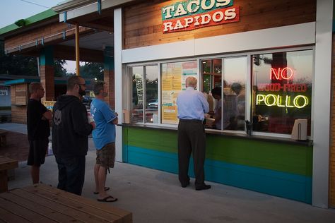 The Walk-Up Window Small Restaurant, Sandwich Shops, Food Truck, Kansas City, Walking, Neon Signs, Restaurant, Building