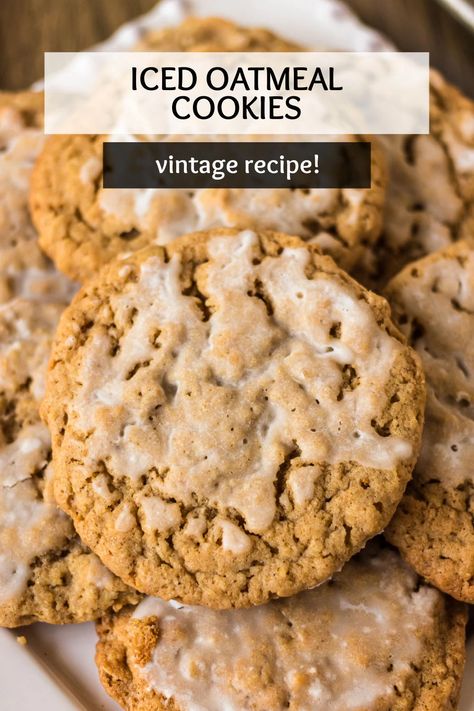 Old fashioned, soft and chewy, Iced Oatmeal Cookies! With a crisp edge and soft middle, this classic cookie is perfectly frosted with a simple icing and belongs in your regular baking rotation. | www.persnicketyplates.com Oatmeal Cookies Soft, Simple Icing, Old Fashioned Oatmeal Cookies, Cookies Soft And Chewy, Iced Oatmeal Cookies, Old Fashioned Recipe, Cookies Soft, Oatmeal Cookie Recipes, Cookie Icing