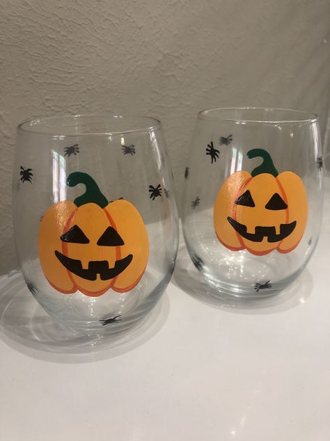 Excited to share this item from my #etsy shop: Halloween Jack-O-Lantern #halloween #fall #cute #october #pumpkin #jackolantern #spider #wineglass #wine Fall Wine Glasses, Autumn Wine, Halloween Jack O Lanterns, Halloween Jack, Halloween Fall, Dishwasher Racks, Jack O, Spiders, Dallas Tx