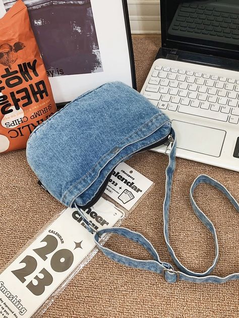 Canvas Casual Small Bag Retro Mobile Phone Bag Minimalist Denim Bag For Women | SHEIN USA Recycled Denim Bags, Denim Bag Diy, Bag Minimalist, Diy Tote Bag, Style Preppy, Jeans Bag, Recycled Denim, Mobile Phone Bag, Classic Backpack