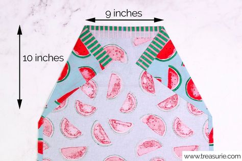 Tea Towel Apron TUTORIAL: Quick & Easy | TREASURIE How To Make Aprons, Tea Towels Crafts, Apron Pattern Free, Tea Towels Diy, Apron Tutorial, Diy Dish, Toddler Apron, Diy Apron, Tea Towel Apron