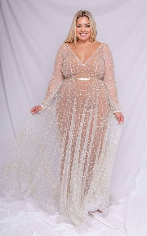 2024 Apple Body Wedding Dresses: Elegant Plus Size Styles Plus Wedding Dresses, Plus Size Wedding Gowns, Big Belly, Wedding Dress Trends, Plus Size Models, Plus Size Kleidung, Plus Size Wedding, Elevate Your Style, Curvy Fashion