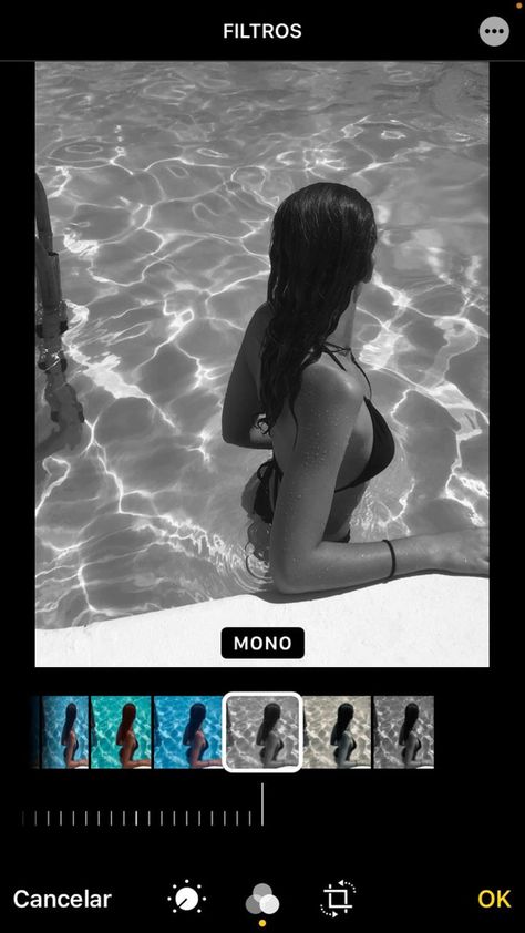 Pool Stories Instagram, Foto In Piscina, Summer Story Instagram, Summer Instagram Stories, Summer Instagram Pictures, Beach Vacation Pictures, Pool Poses, Pool Photography, Summer Picture Poses