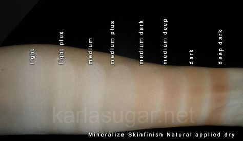 Mac Skinfinish Natural Pressed Powder Tones Mac Mineralize Skin Finish, Dark Matte Lipstick, Gold Accent Nail, New Nail Colors, Colors For Dark Skin, Makeup And Beauty Blog, Nails Colors, French Nail Designs, Gel Art