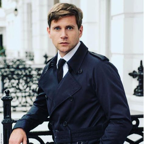 Allen Leech on Instagram: “Had a great time shooting with @civilian_mag in London late last year. Link to the article in bio.  @civilian_mag @myEPK Writer: @mxspresso…” Tom Hardy Birthday, Branson Downton Abbey, Brown Hair And Blue Eyes, Tony Todd, Allen Leech, Joe Armstrong, Trinity College, Gay Fashion, Robin Williams