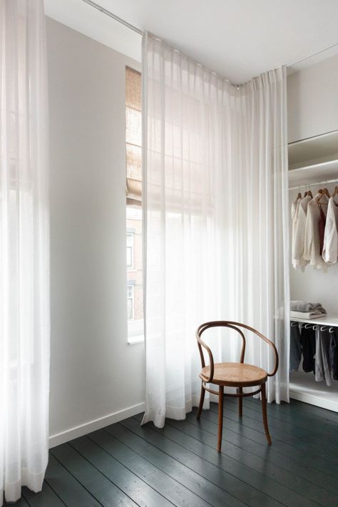 Curtains to hide open storage | Seven interesting ways to use curtains | These Four Walls blog Moveable Wall, Vintage Leather Sofa, Room Divider Curtain, Ensuite Bathrooms, Home Remodel, Cheap Decor, Open Storage, Terrace House, Cheap Home Decor