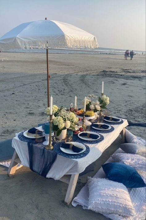 Blue Beach Picnic, Charleston Beach, Lunch On The Beach, Charleston Beaches, Blue Picnic, Birthday Lunch, Picnic Ideas, Island Fashion, Golf Trip