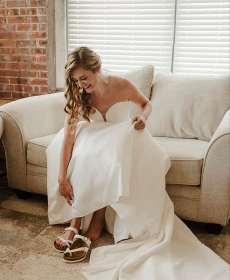 Dress With Birkenstocks, White Birkenstock, Brides Shoes, White Birkenstocks, Birkenstock Outfit, Summer Bride, White Wedding Shoes, Birkenstock Mayari, Wedding Mood Board