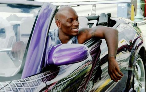 Roman Pearce 2 Fast 2 Furious, Fast 2 Furious, Tyrese Gibson, Cheap Sports Cars, Furious Movie, The Furious, Movies And Series, Nissan Gt, Vin Diesel