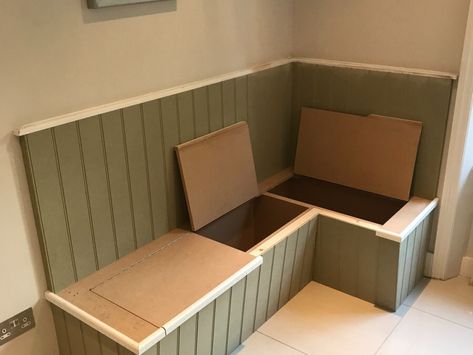 Alcove Seating, Seating In Kitchen, Booth Seating In Kitchen, Alcove Units, Built In Bench Seating, Corner Bench Seating, Dining Booth, Bench Seating Kitchen, Banquette Seating In Kitchen