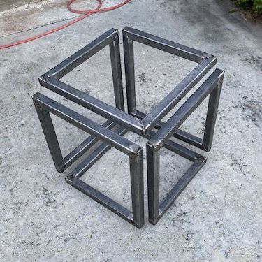 Infinity Cube Table - Everything Metal and Wood Welding Table Diy, Cool Welding Projects, Welded Metal Projects, Welding Crafts, Welded Furniture, Cube Table, Welding And Fabrication, Diy Welding, Metal Working Projects